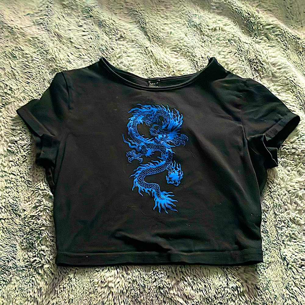 Small SHEIN black crop top with blue dragon